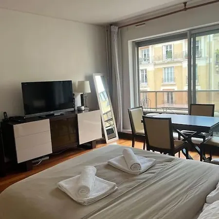 Appartamento Avec Balcon Vue Tour Eiffel