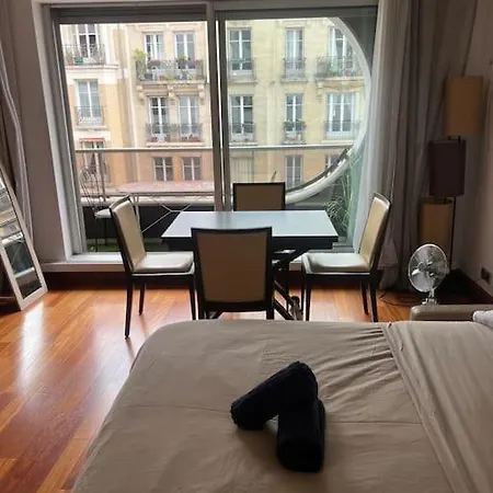 Appartamento Avec Balcon Vue Tour Eiffel