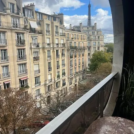 Appartamento Avec Balcon Vue Tour Eiffel *